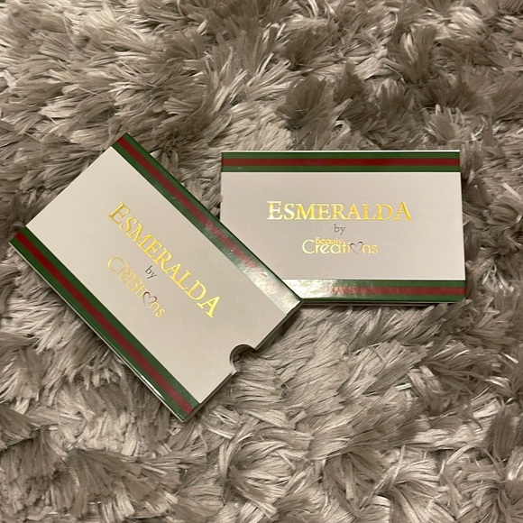 Beauty Creations Esmeralda I Eyeshadow Palette - Picture 2 of 3